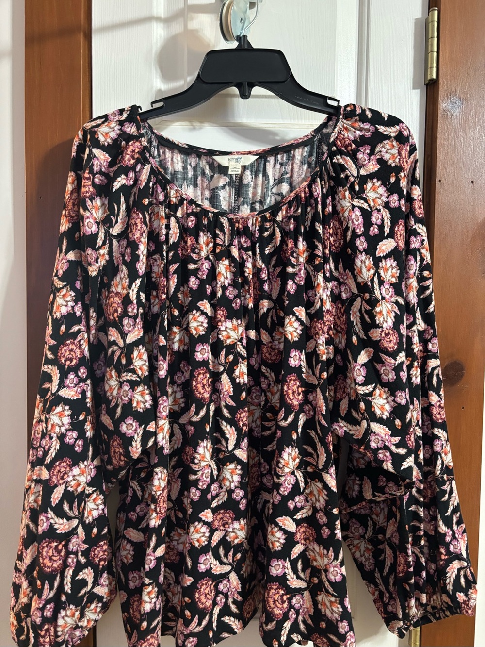 Terra & Sky Black Floral Scoop-Neck Top with Pink and Cream Blooms